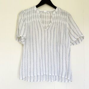 GAP Blue and White Striped Short Sleeve Blouse Small